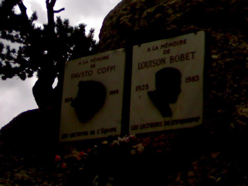 cippo coppi- bobet.jpg